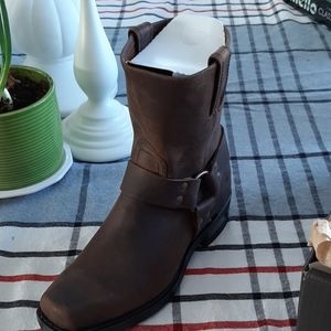 Womens FRYE boots